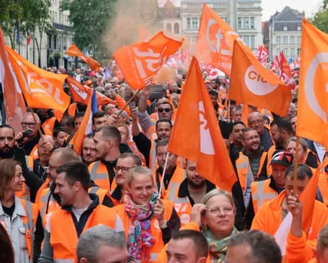 Countrywide Walkout Movement Witnesses Vast Numbers Taking to the Streets Across France